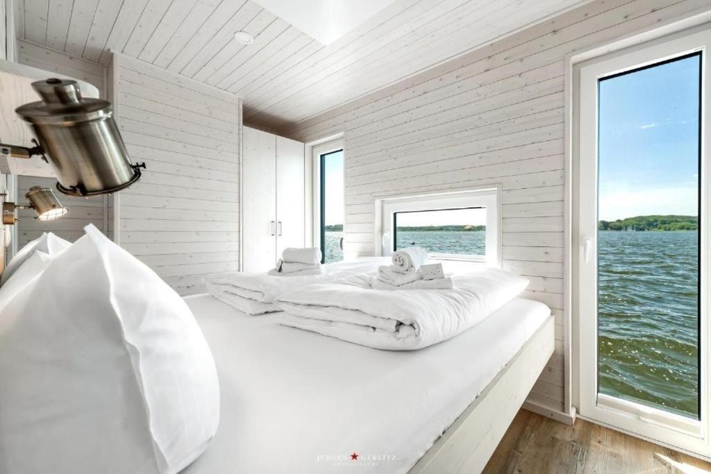 Hausboot Gluecksmomente Mit Dachterrasse In Schleswig Am Ostseefjord Schlei Eksteriør billede