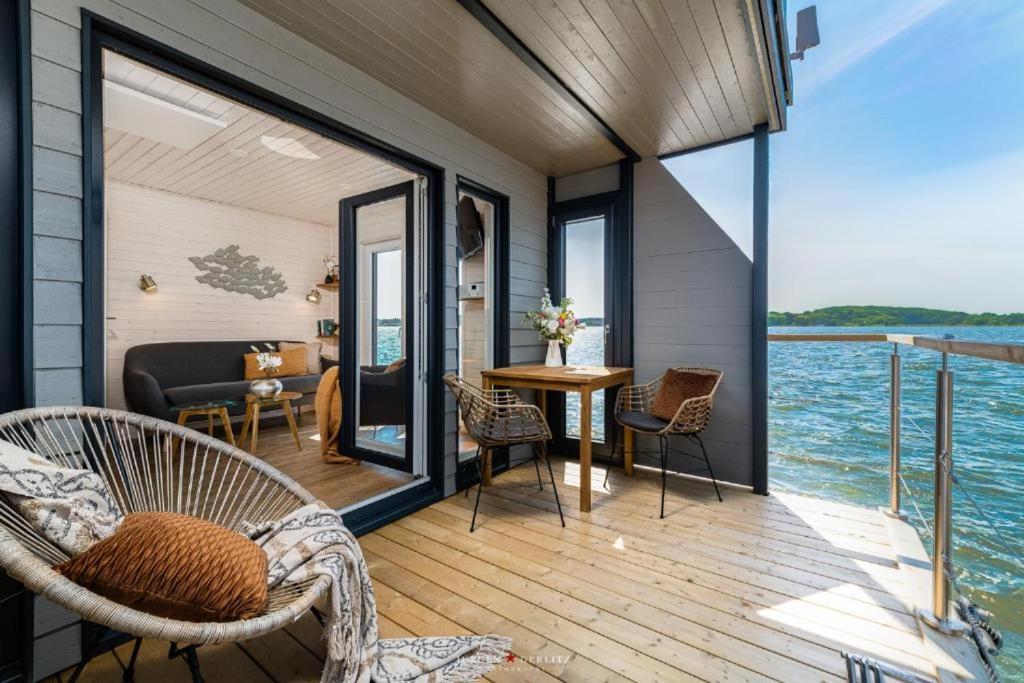 Hausboot Gluecksmomente Mit Dachterrasse In Schleswig Am Ostseefjord Schlei Eksteriør billede